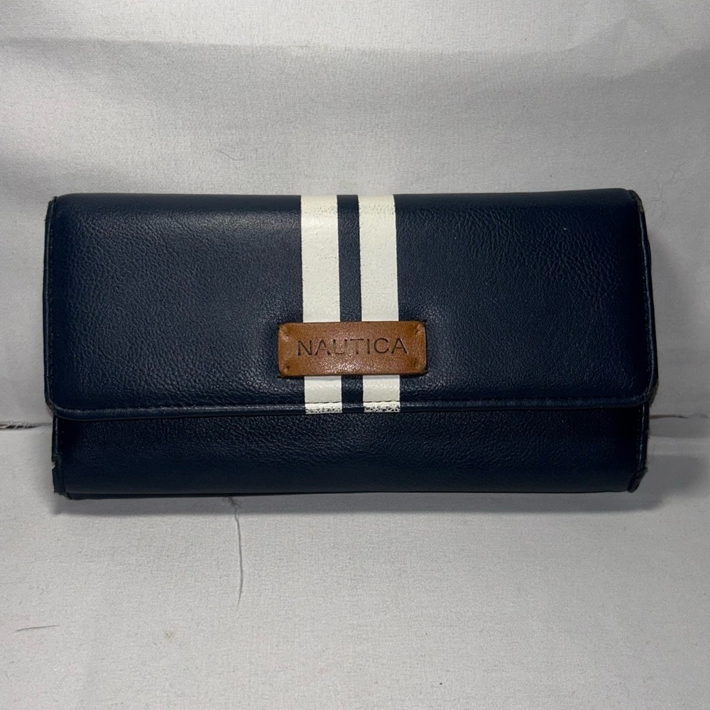Nautica Wallet Clutch Navy White Accents Stripe Card Holder